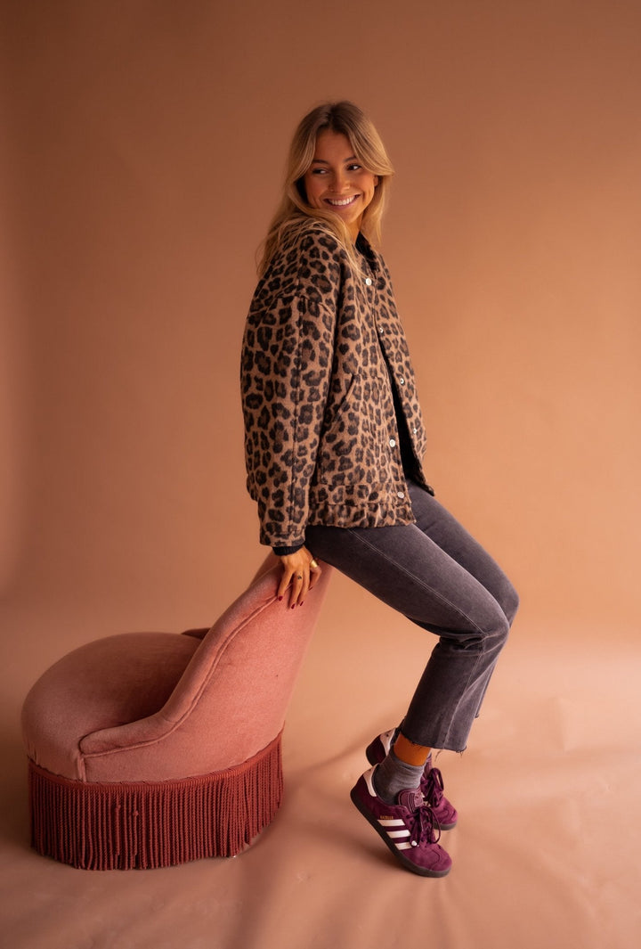 KIARA | TRENDY JACKET WITH LEOPARD PRINT